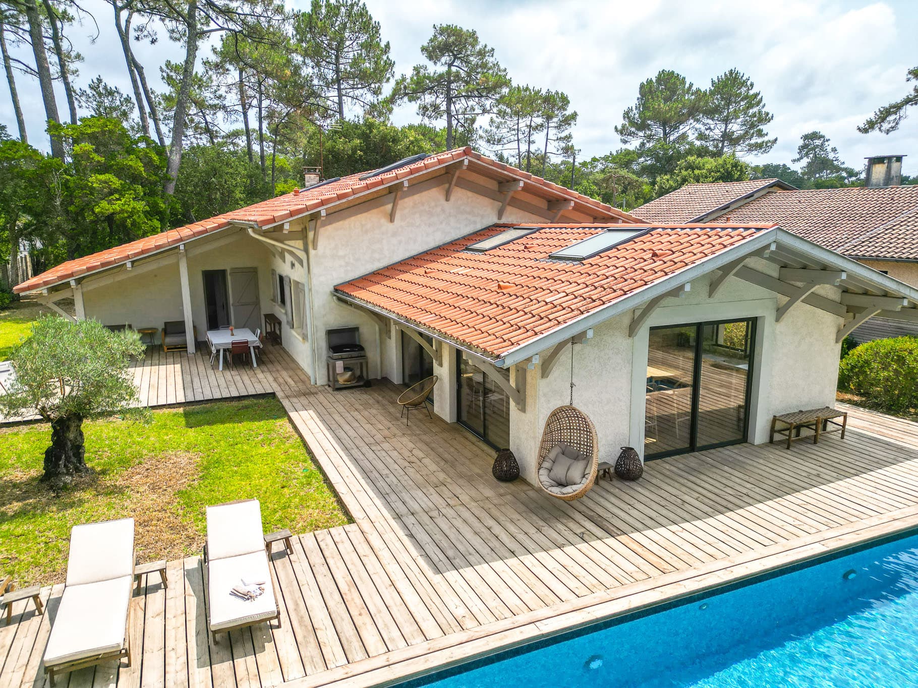 La piscine & le jardin — vue 6, La Gemmerie