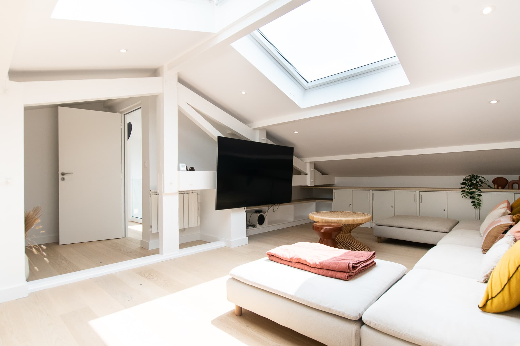 Mezzanine & salle TV — vue 4, La Gemmerie